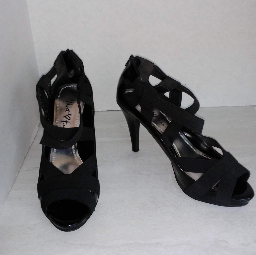VELVET HEART WOMEN'S HEELS